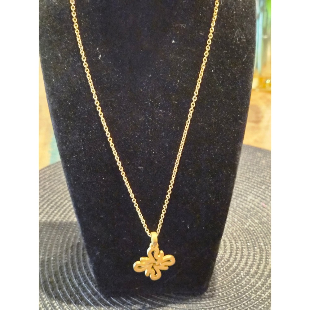 Gold Tone Abstract Floral Pendant Necklace Matteβ Finish Openwork Design